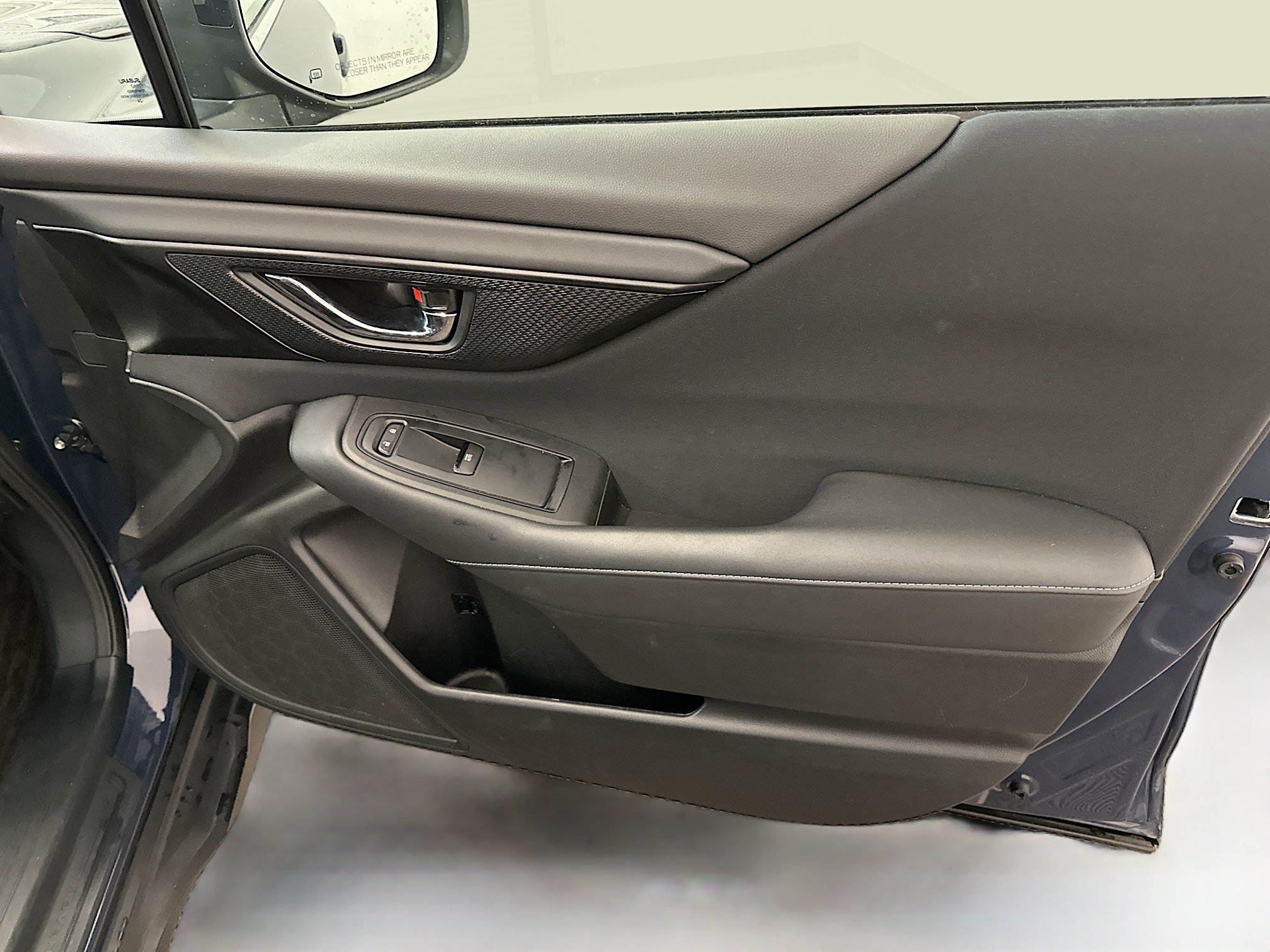 Used 2025 Subaru Outback Premium image 35