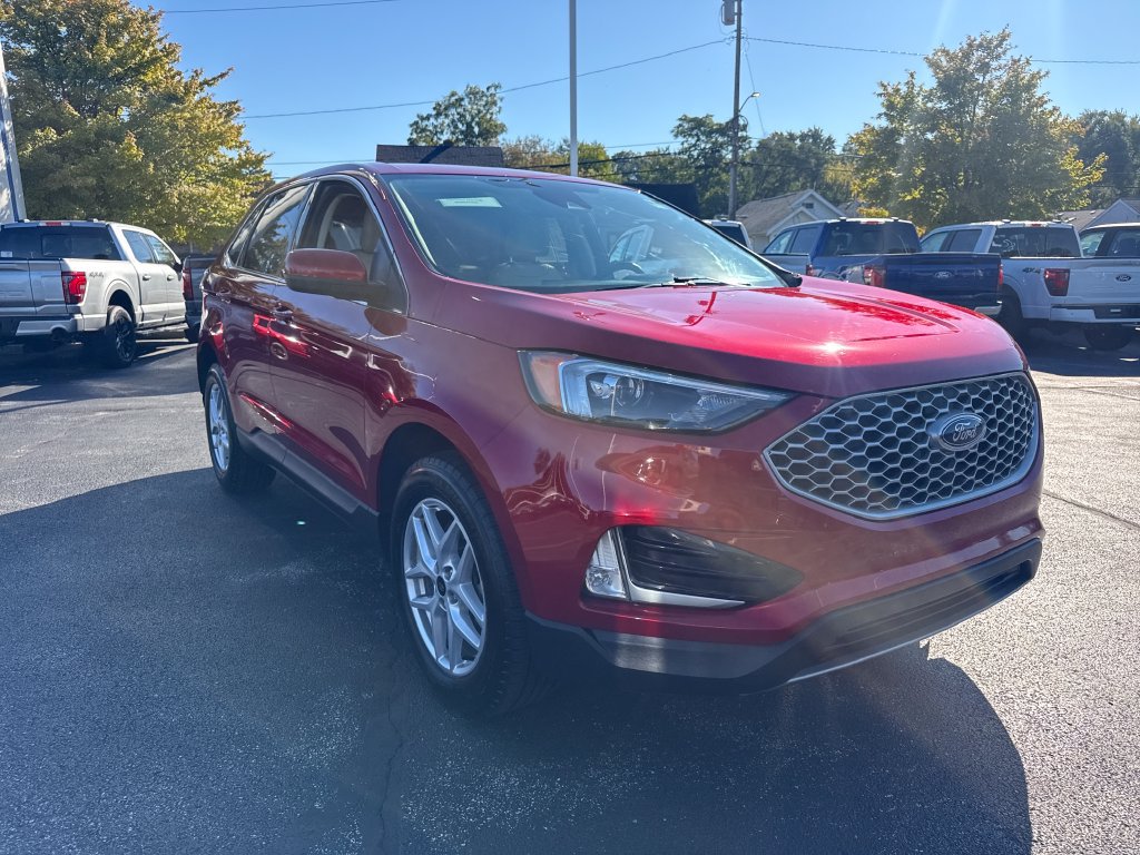Used 2024 Ford Edge SEL w/ Convenience Package AWD/4WD image 6