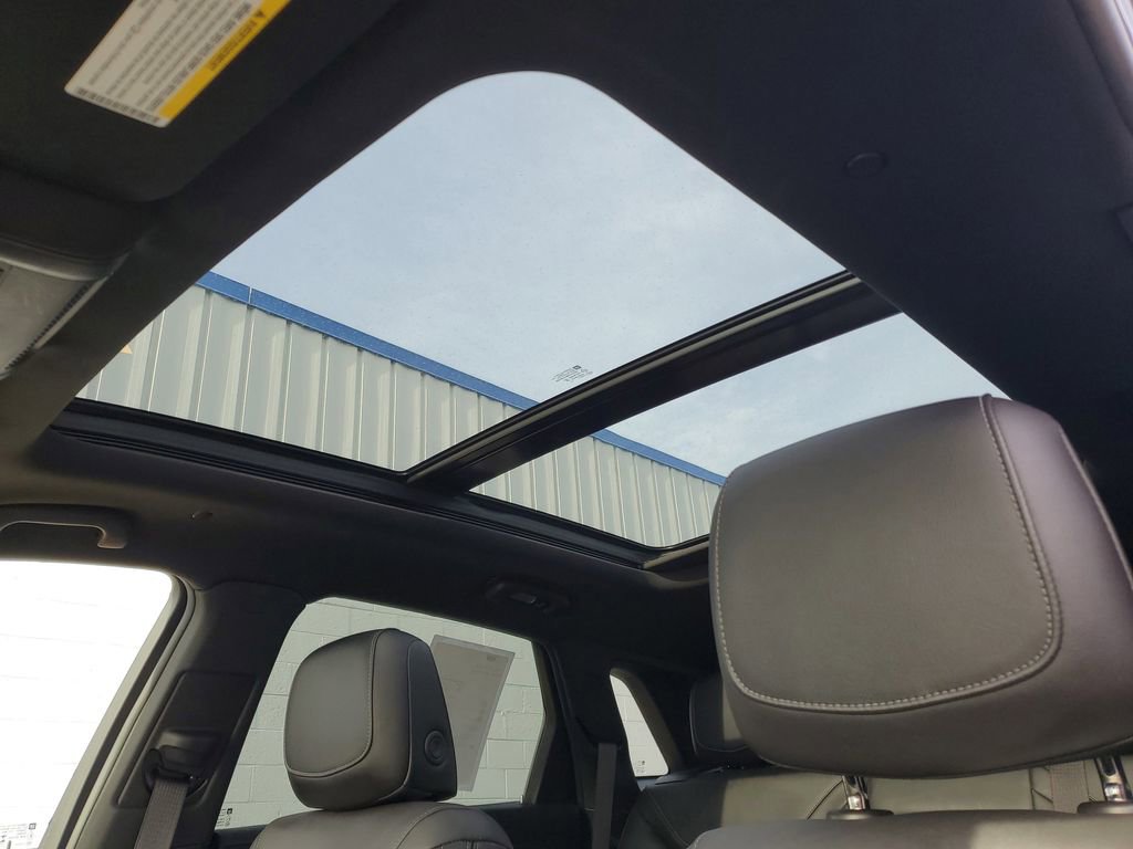 Certified 2022 Cadillac XT5 Premium Luxury image 6