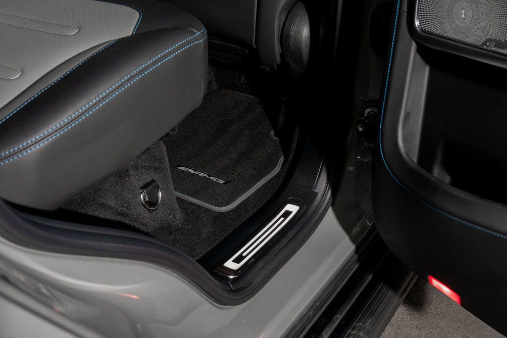 Used 2025 Mercedes-Benz G 580 w/ EQ Technology image 37