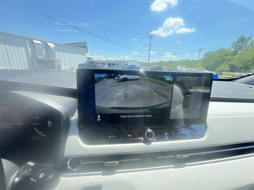 New 2025 Mitsubishi Outlander SE image 17