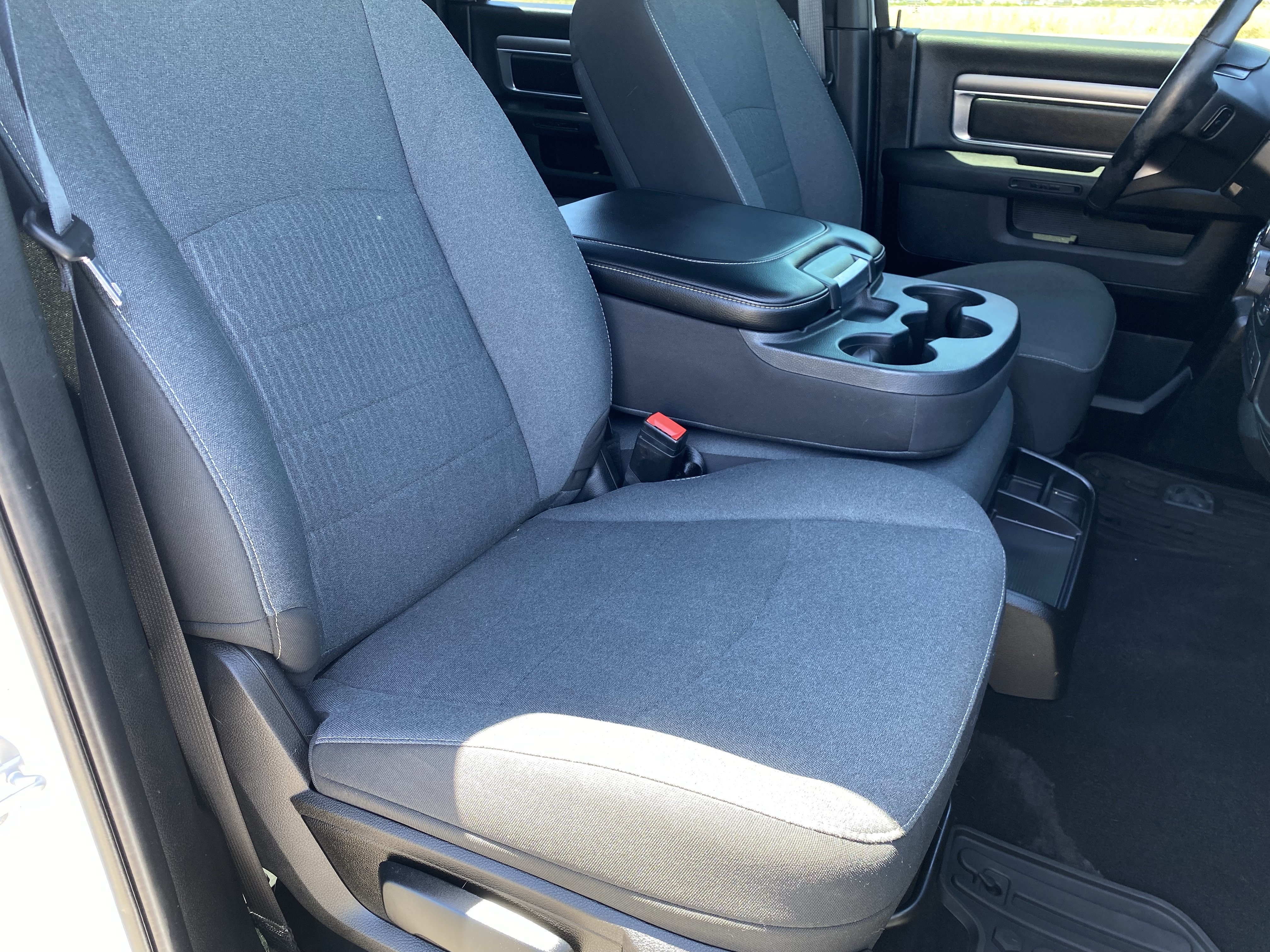 Used 2022 RAM 1500 Classic Warlock w/ Electronics Group AWD/4WD image 10