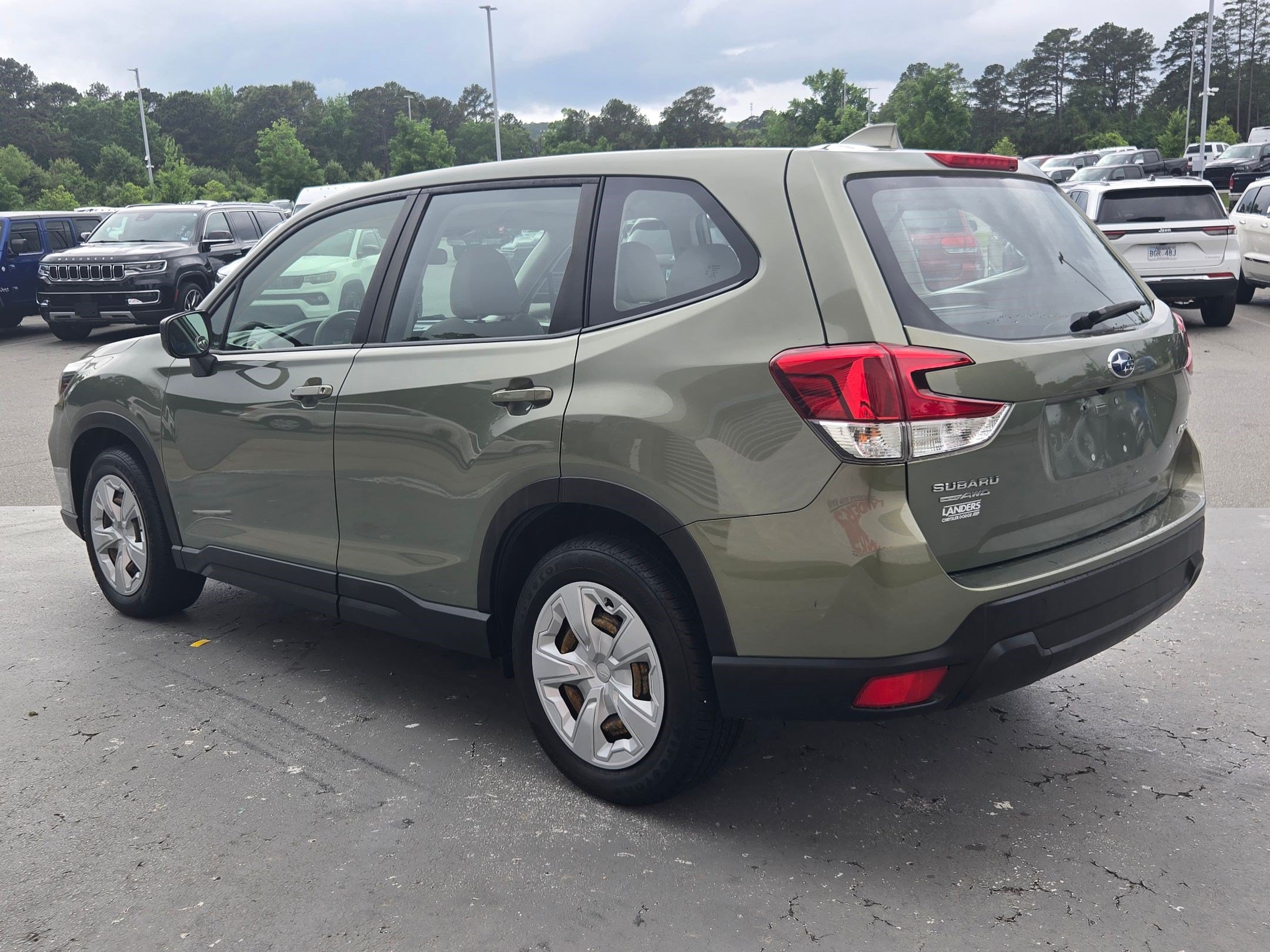 Used 2021 Subaru Forester AWD/4WD image 5