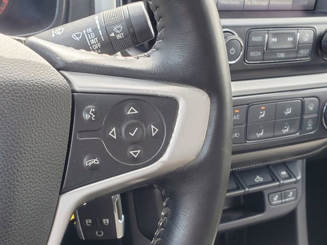 Used 2015 GMC Canyon SLT image 16