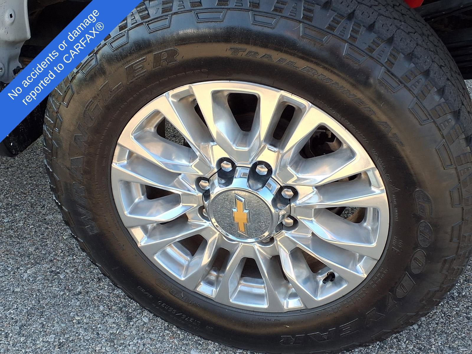 Used 2022 Chevrolet Silverado 3500 High Country w/ Z71 Off-Road Package AWD/4WD image 9