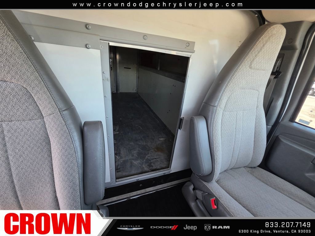 Used 2021 Chevrolet Express 3500 w/ Power Convenience Package RWD image 12