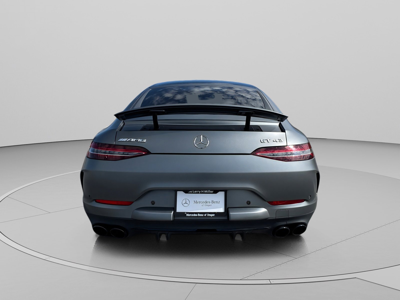 Used 2023 Mercedes-Benz AMG GT 43 image 4