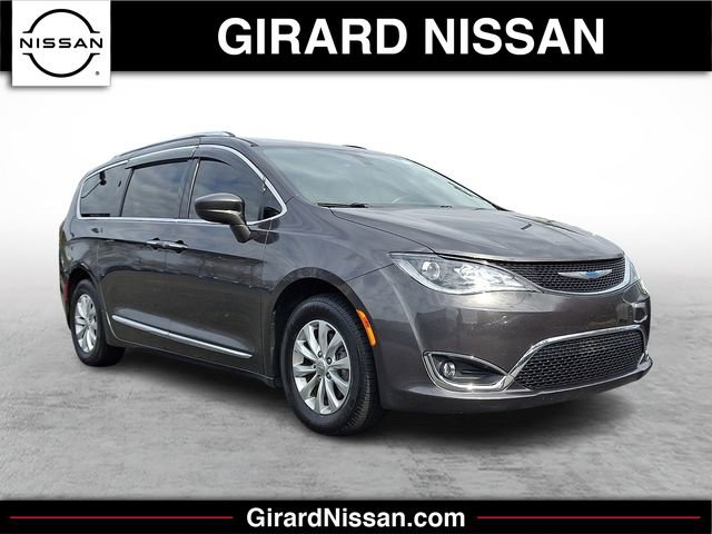 Used 2018 Chrysler Pacifica Touring-L