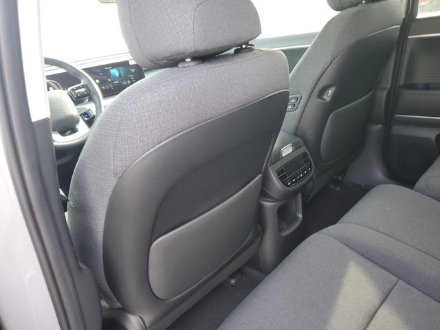 New 2026 Hyundai Ioniq 9 SE image 13