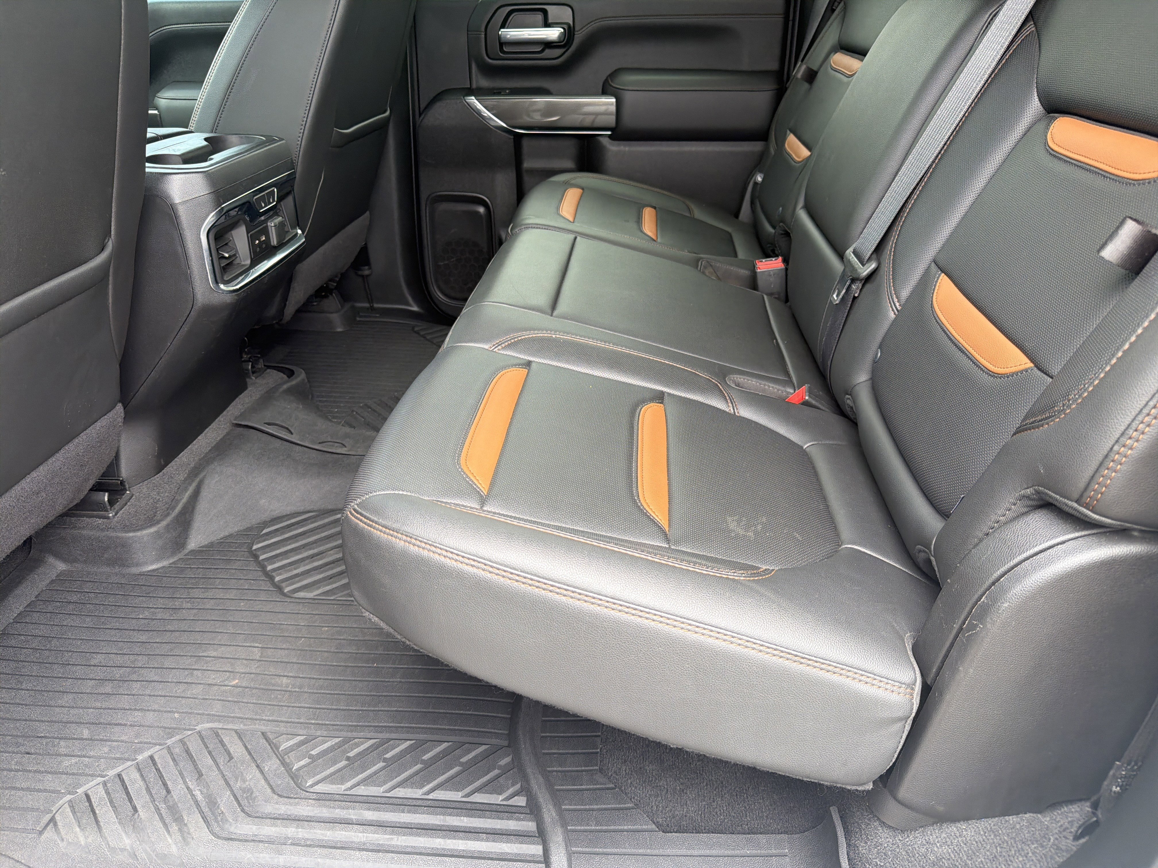 Used 2020 GMC Sierra 2500 AT4 w/ AT4 Premium Package AWD/4WD image 29