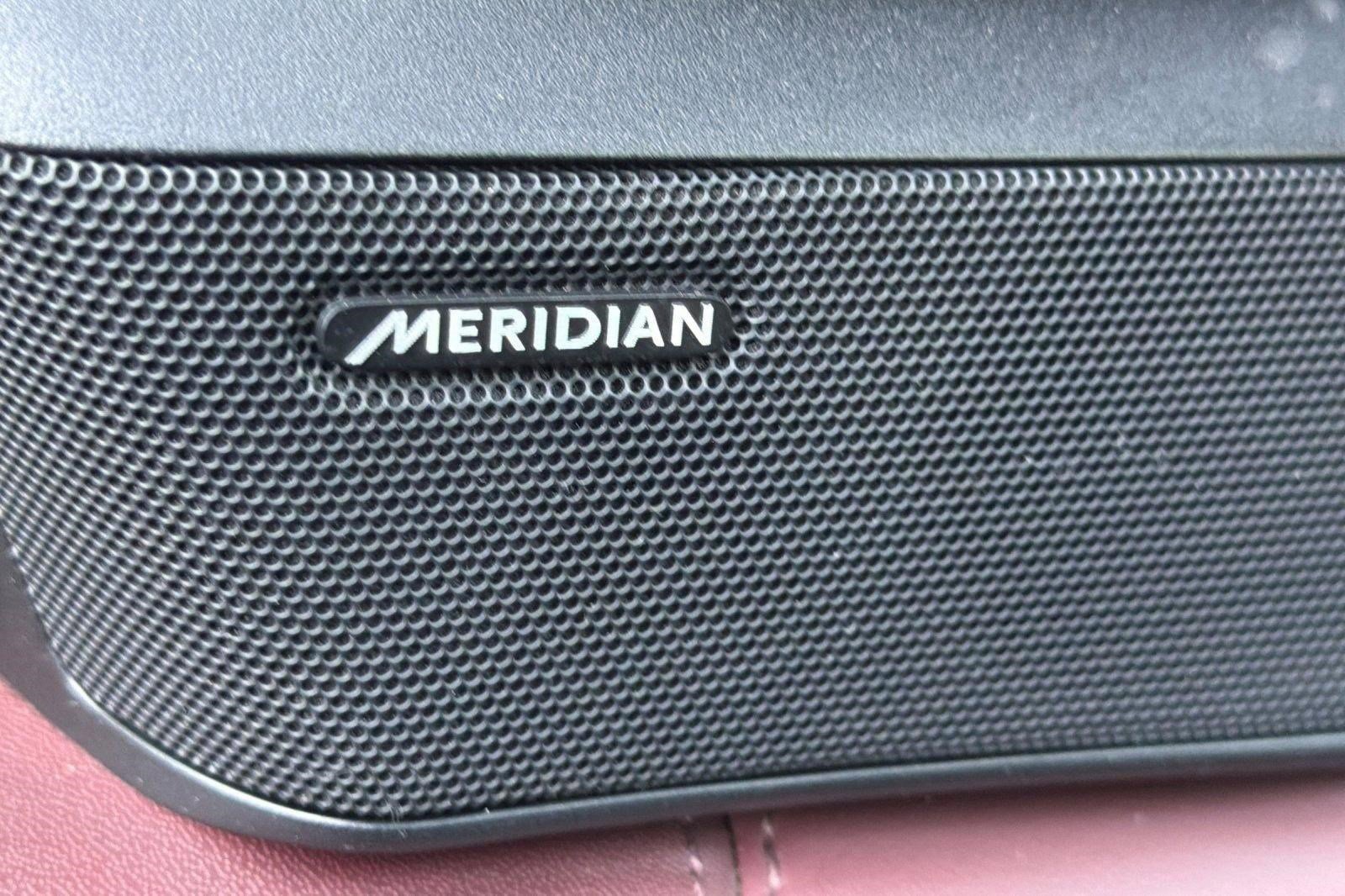 Used 2023 Land Rover Range Rover SE image 24