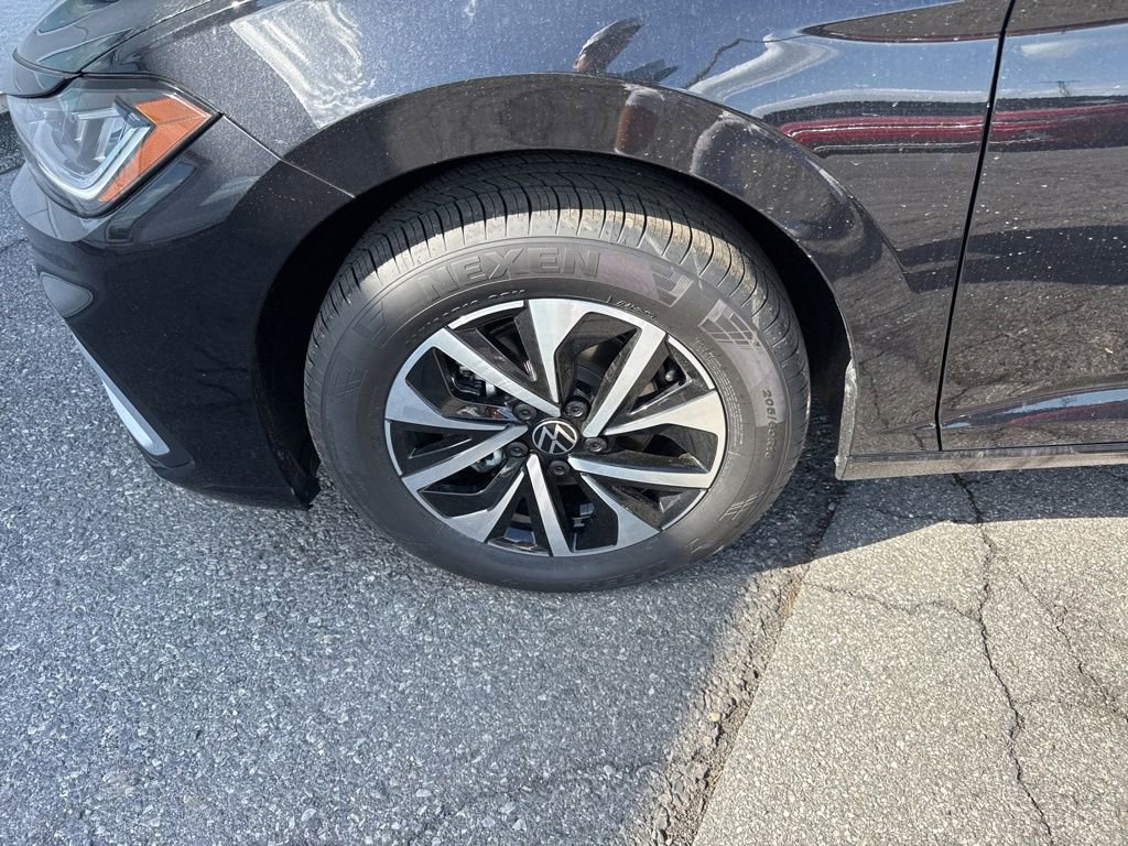 New 2026 Volkswagen Jetta S FWD image 9