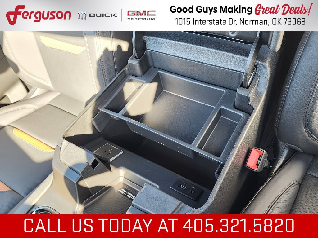 New 2026 GMC Sierra 1500 AT4 w/ AT4 Premium Package AWD/4WD image 32