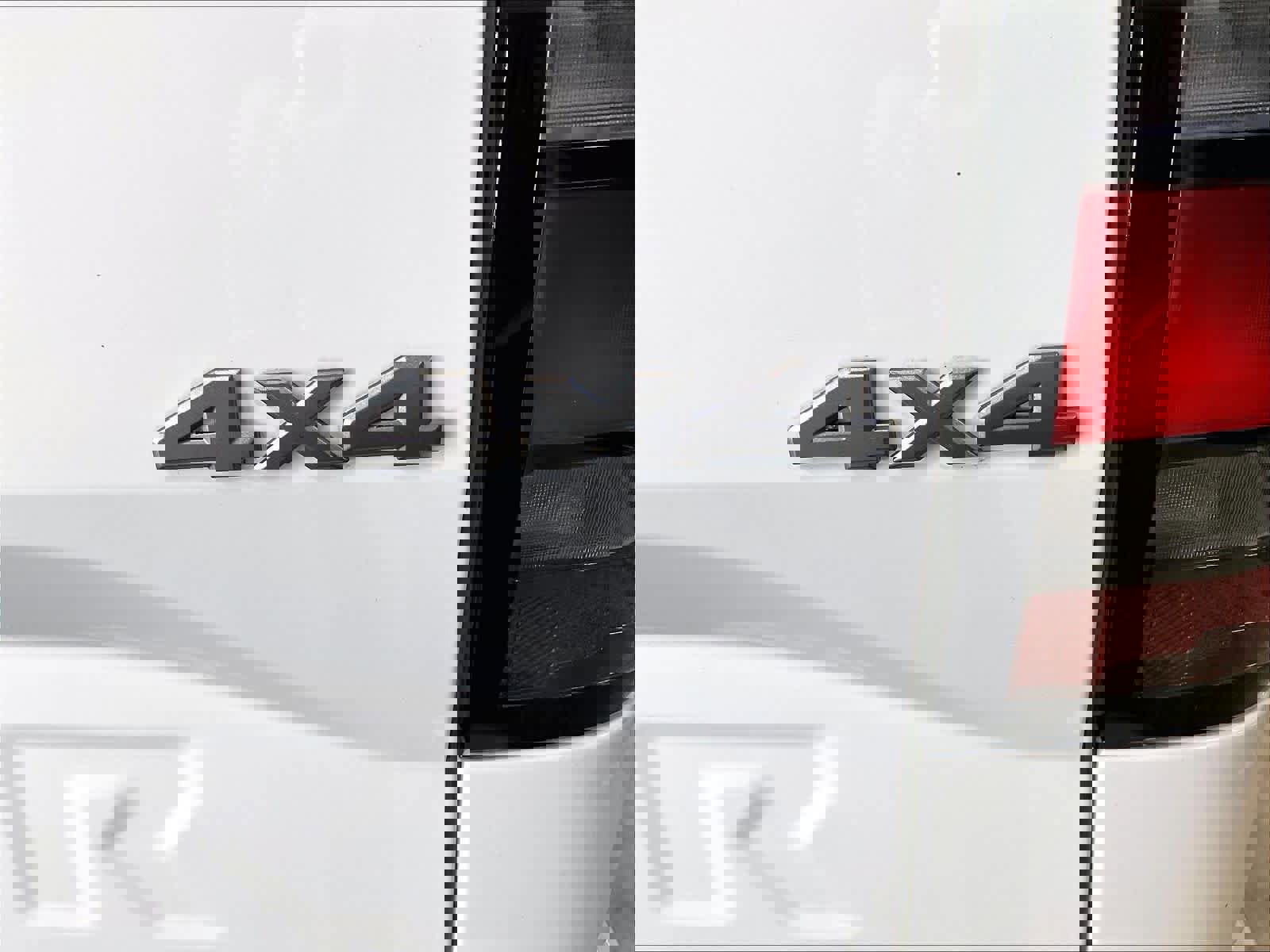 Used 2025 Nissan Frontier SV image 29