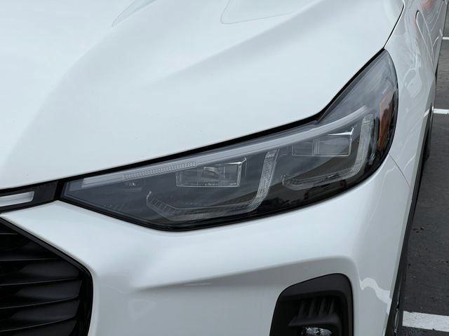 New 2024 Ford Escape SE w/ PHEV Premium Package FWD image 36