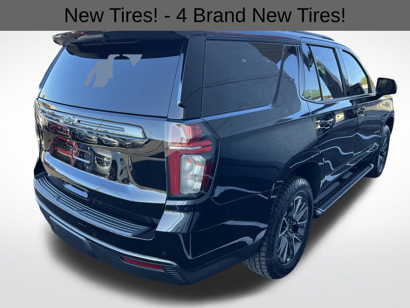 Used 2022 Chevrolet Tahoe Z71 w/ Luxury Package image 15