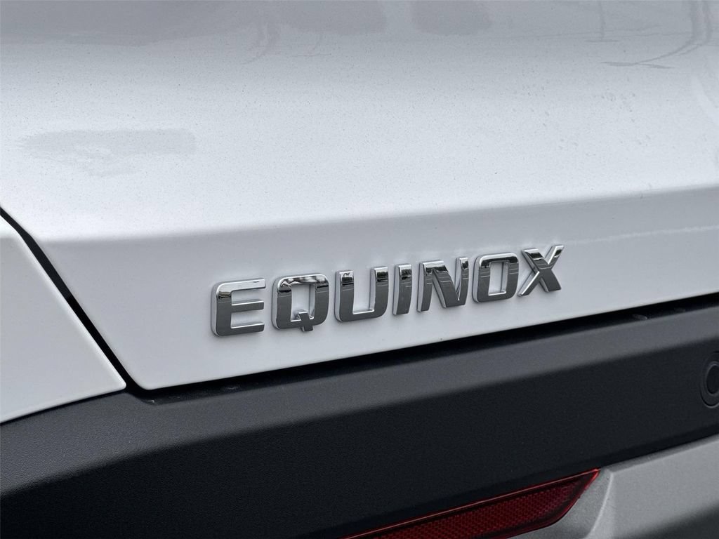New 2026 Chevrolet Equinox LT w/ Safety and Technology Package FWD image 30