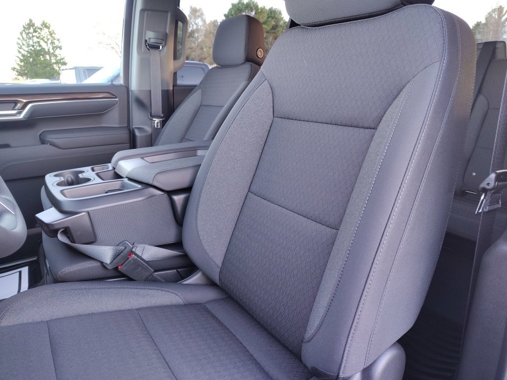 New 2026 Chevrolet Silverado 1500 LT image 13
