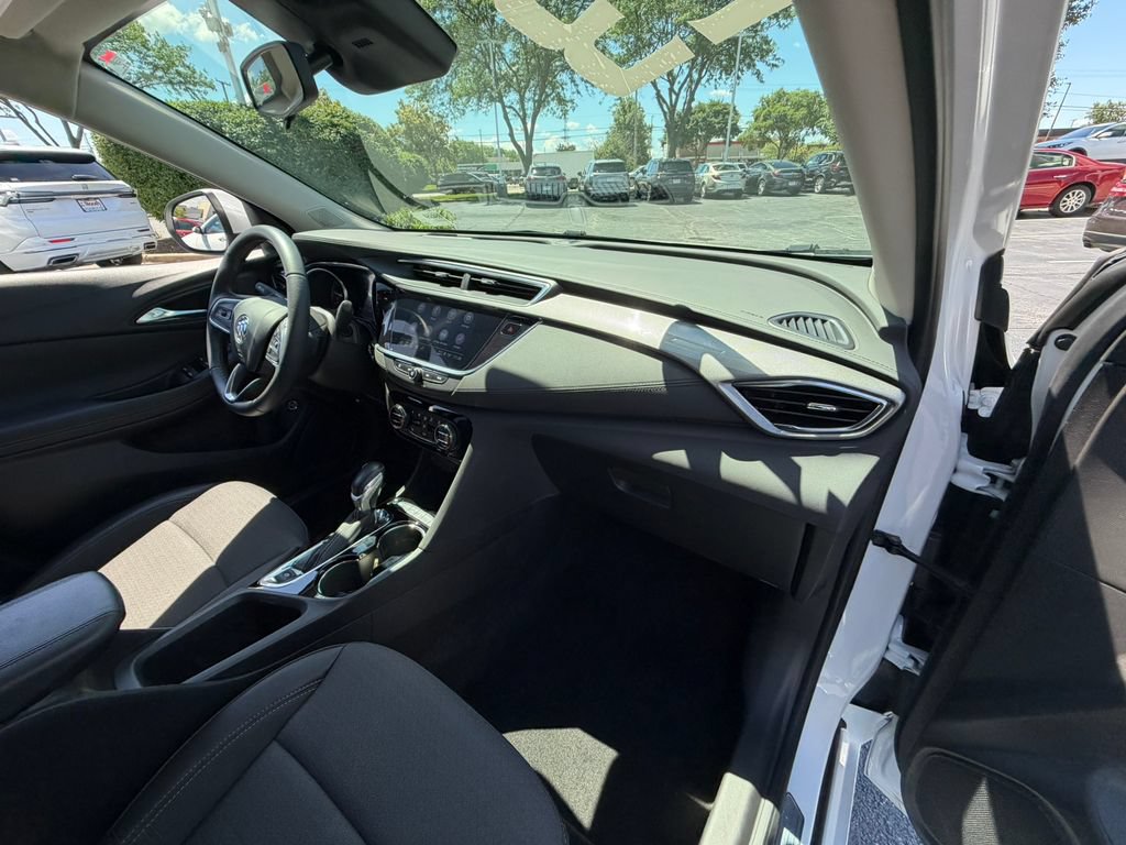 Certified 2023 Buick Encore GX Select w/ Sport Touring Package FWD image 16