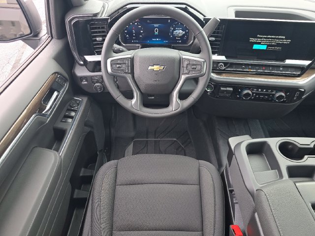 New 2026 Chevrolet Silverado 1500 LT w/ LPO, Liner Protection Package AWD/4WD image 24