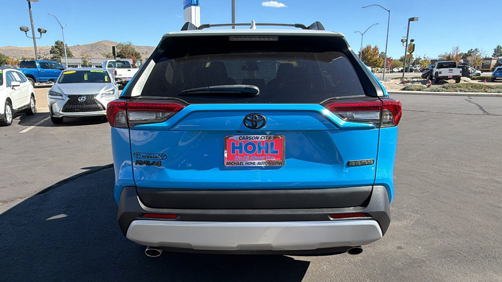 Used 2019 Toyota RAV4 Adventure AWD/4WD image 4