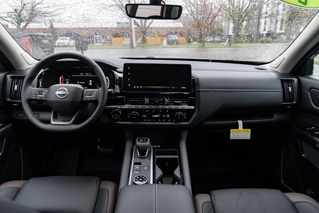 New 2026 Nissan Pathfinder Platinum image 10