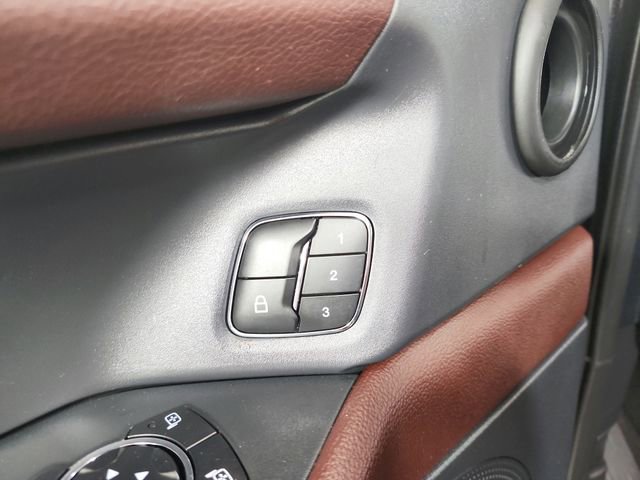 Used 2023 Ford Expedition Max Limited image 21