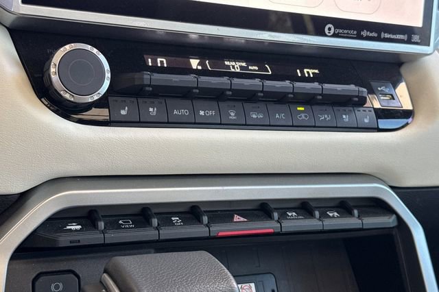 Used 2024 Toyota Sequoia Capstone image 21