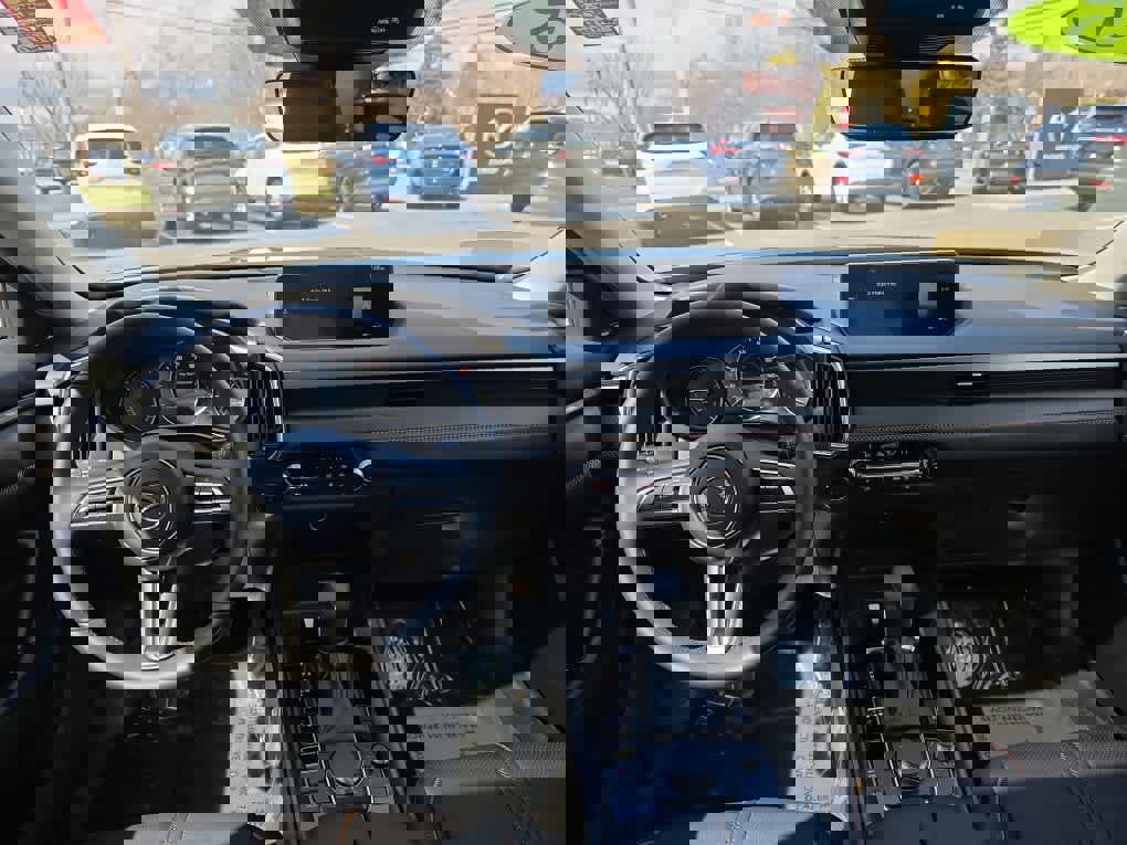 Used 2025 MAZDA CX-50 2.5 Hybrid w/ Premium Plus Pkg image 16