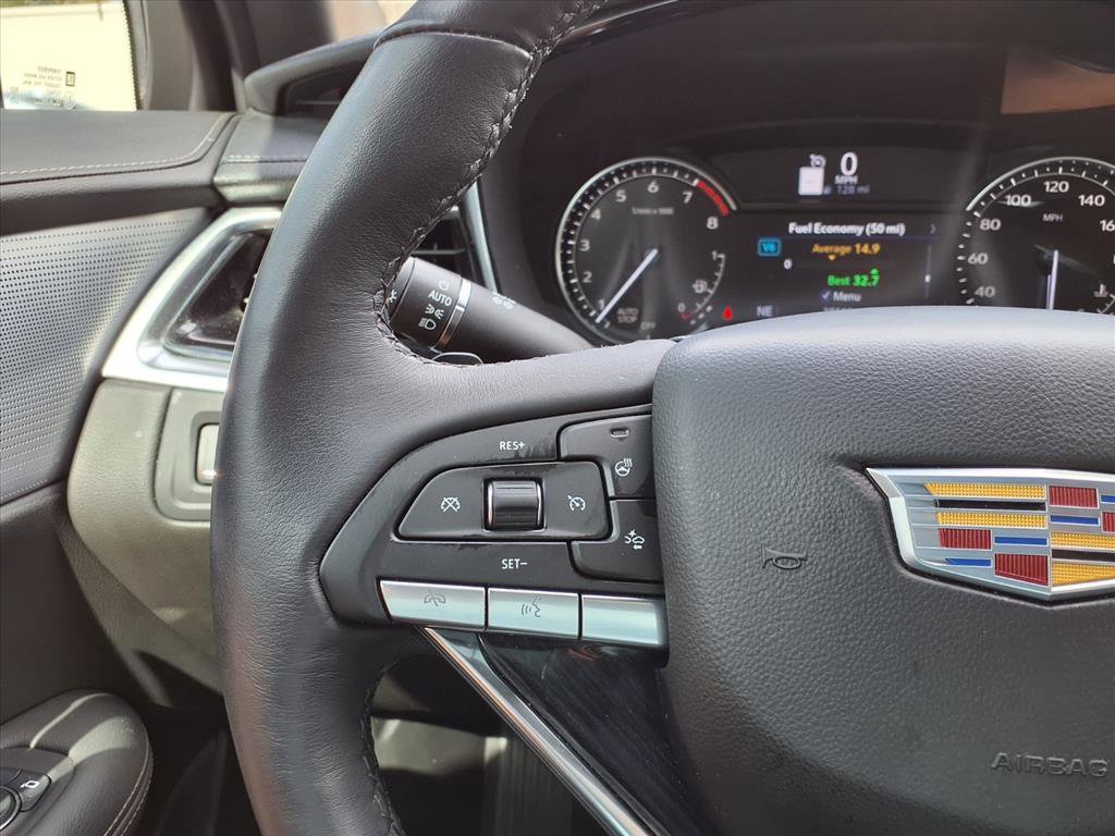 Certified 2024 Cadillac XT6 Premium Luxury image 28