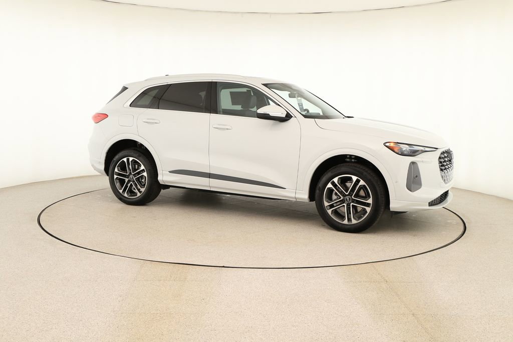 New 2025 Audi Q5 Premium image 9