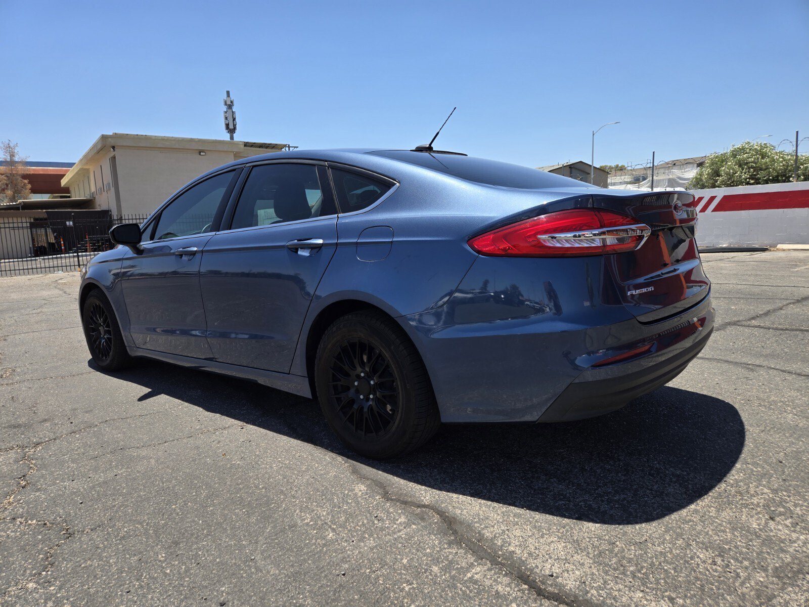 Used 2019 Ford Fusion S FWD image 3