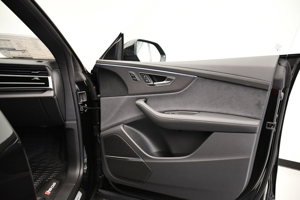 New 2026 Audi RS Q8 performance image 43