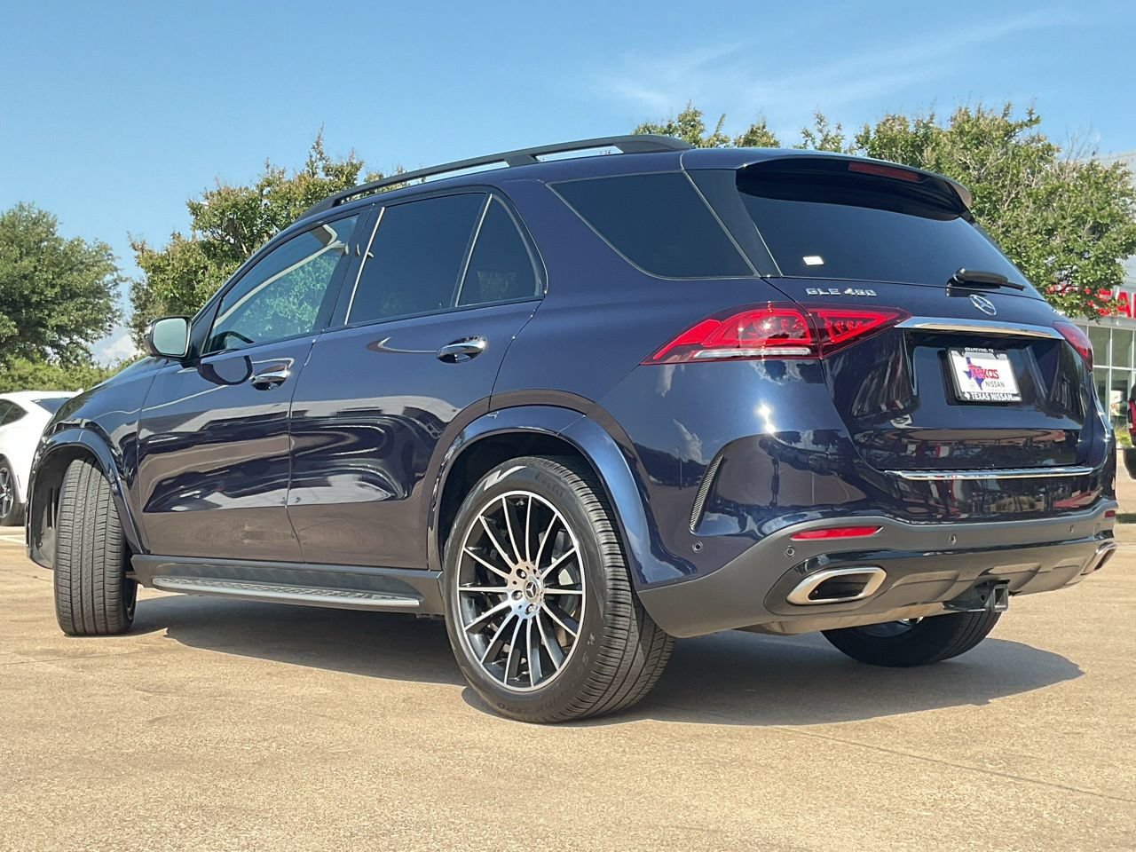 Used 2022 Mercedes-Benz GLE 450 4MATIC image 6