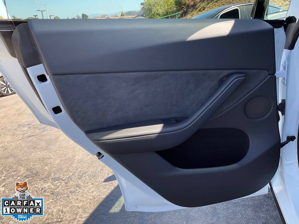 Used 2023 Tesla Model Y Long Range AWD/4WD image 51