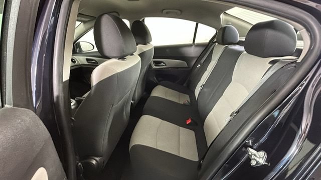 Used 2016 Chevrolet Cruze LS FWD image 25