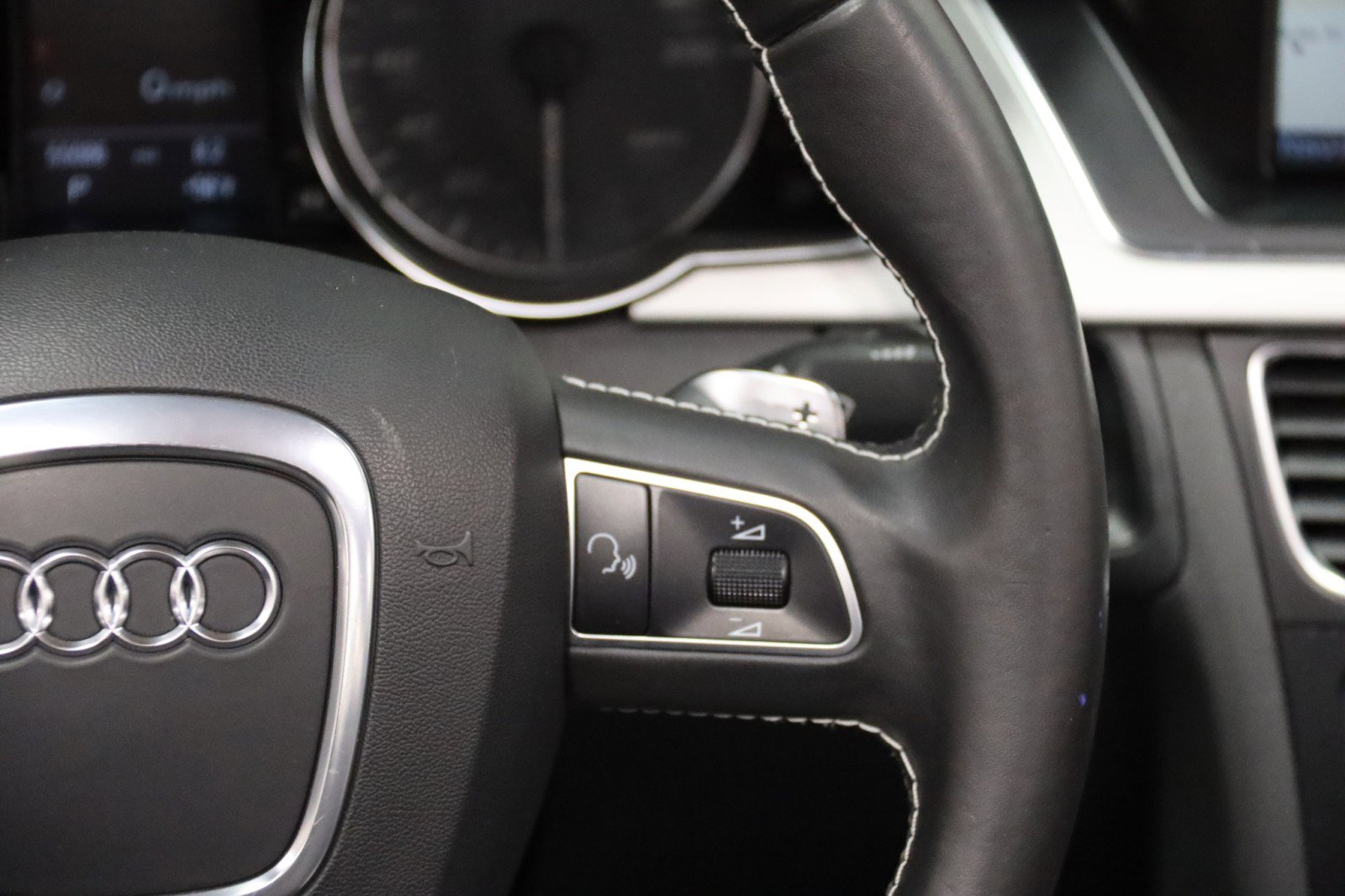 Used 2011 Audi S5 Prestige w/ Prestige Pkg image 46