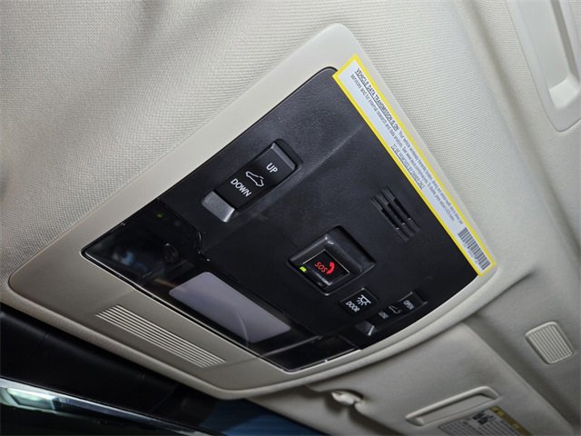 Certified 2022 Lexus ES 300h w/ Luxury Package image 35