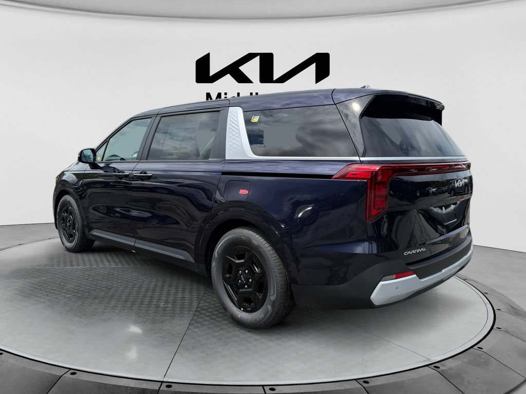New 2027 Kia Carnival FWD image 3