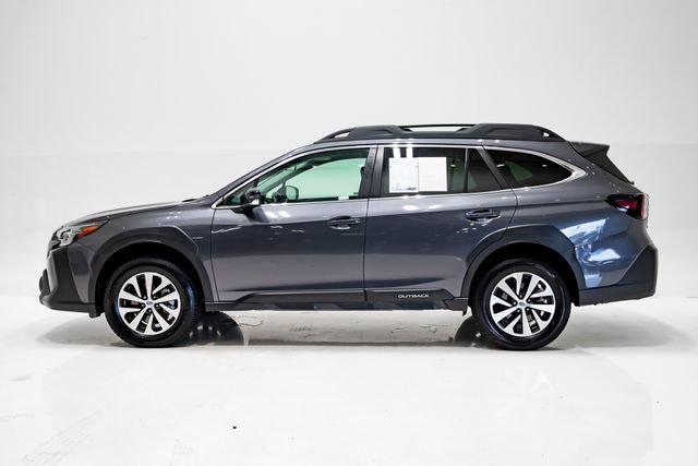 Used 2025 Subaru Outback Premium AWD/4WD image 28