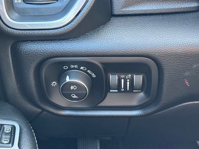 Used 2024 RAM 3500 Laramie w/ Night Edition image 33