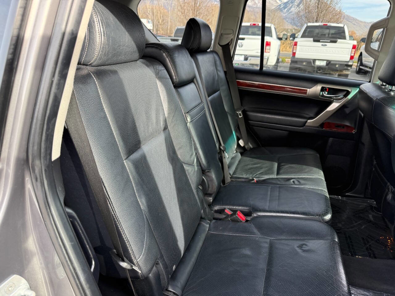 Used 2013 Lexus GX 460 image 23