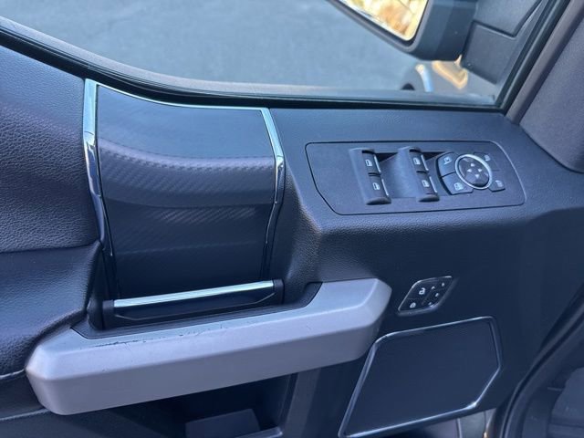 Used 2020 Ford F150 Lariat image 16