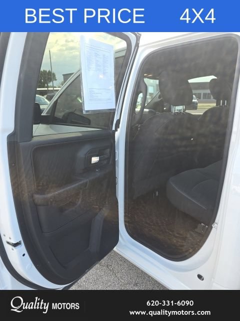 Used 2022 RAM 1500 Classic Warlock w/ Technology Package I AWD/4WD image 21