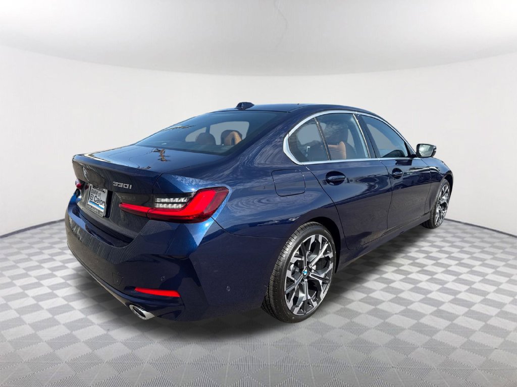 New 2026 BMW 330i Sedan w/ Premium Package RWD image 4