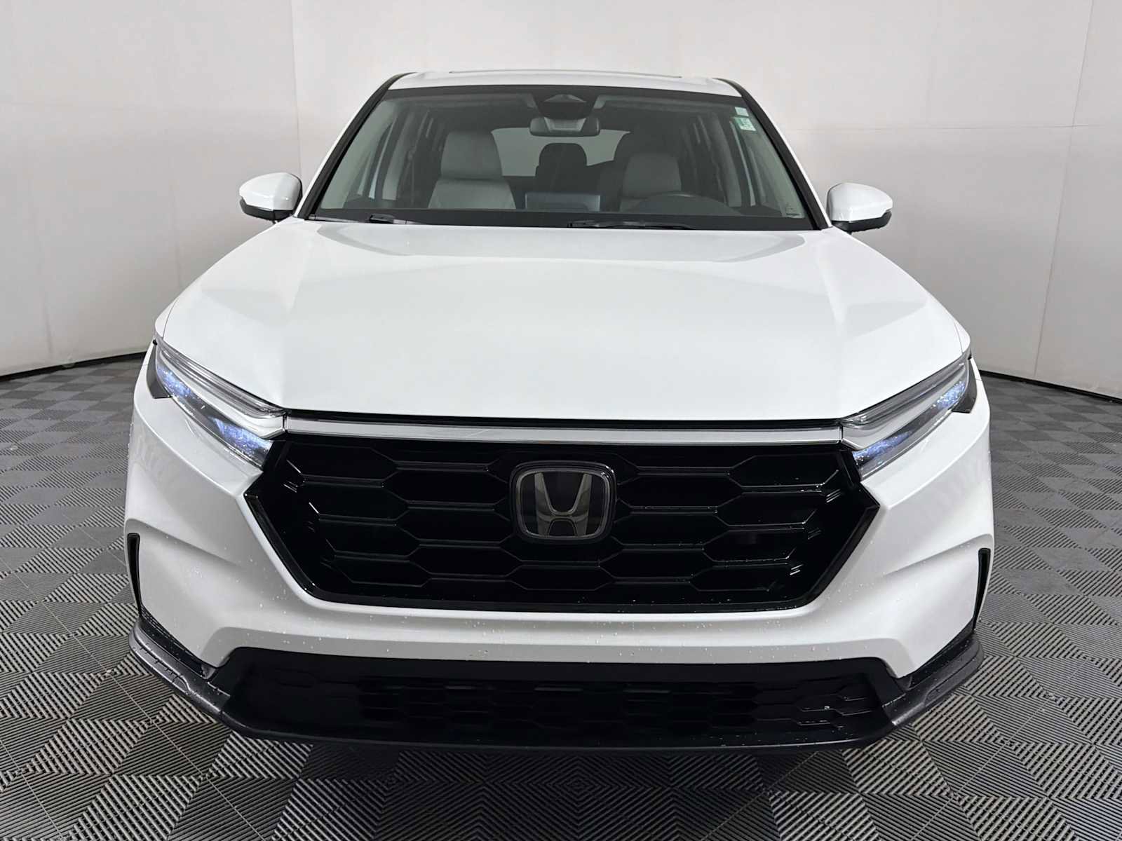 Used 2024 Honda CR-V EX image 2