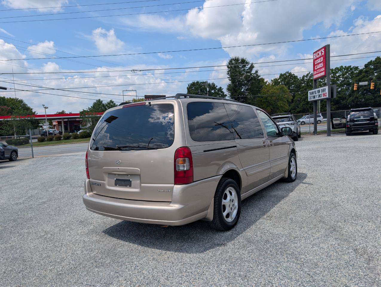 Used 2001 Oldsmobile Silhouette GLS w/ Towing Pkg FWD image 7