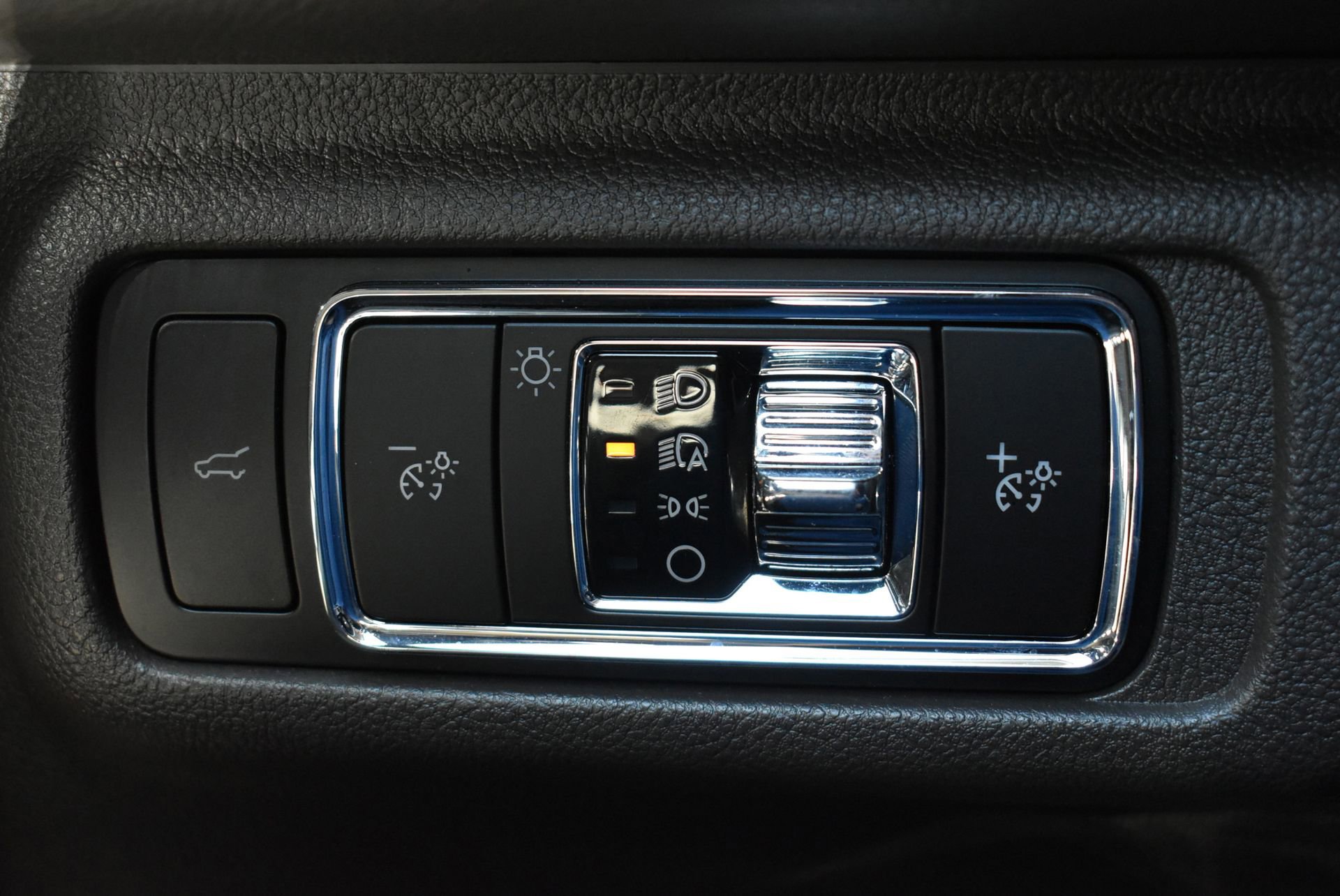 Used 2023 Lincoln Corsair AWD w/ Equipment Group 101A image 19
