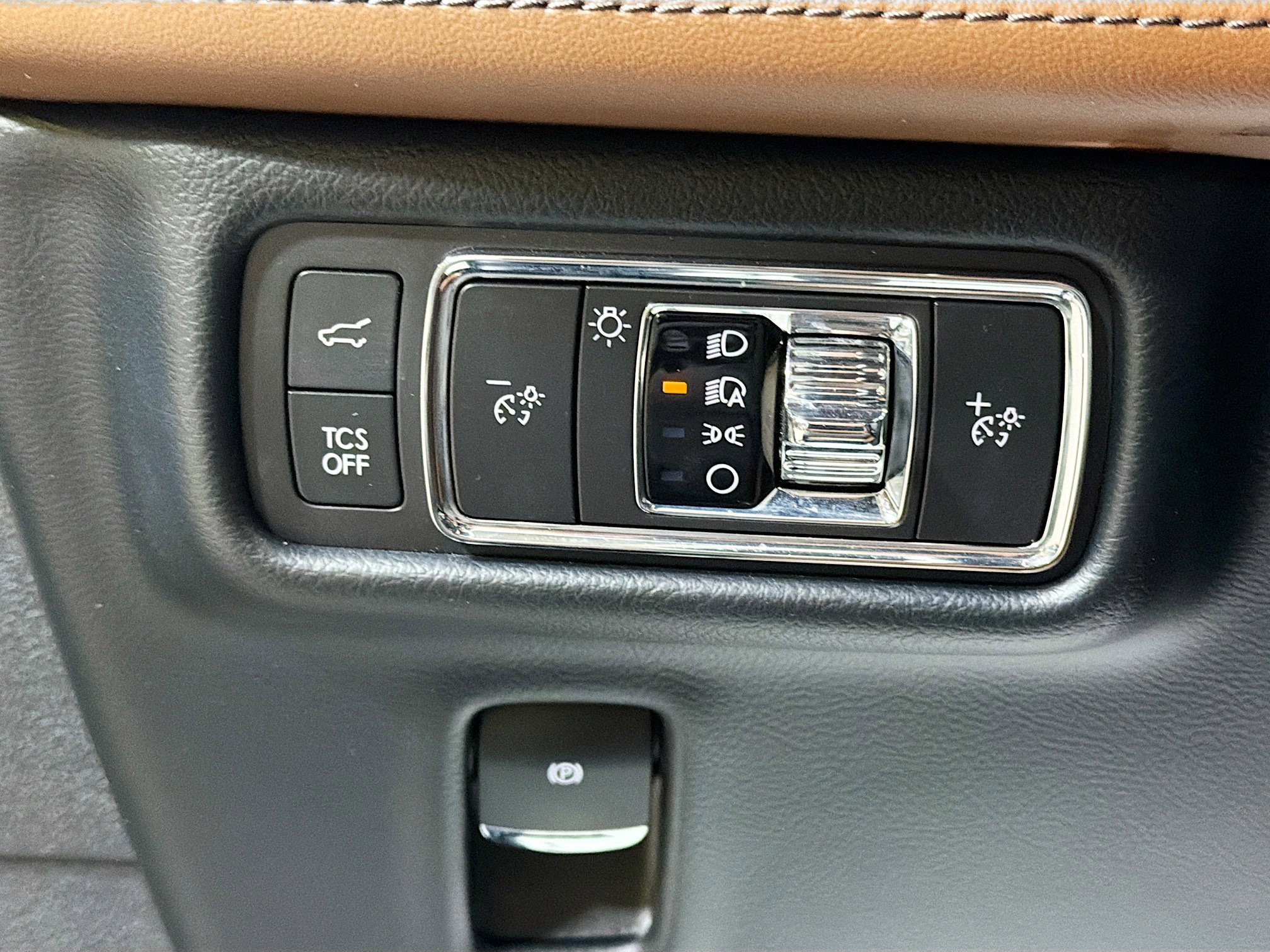 Used 2021 Lincoln Nautilus Reserve image 34