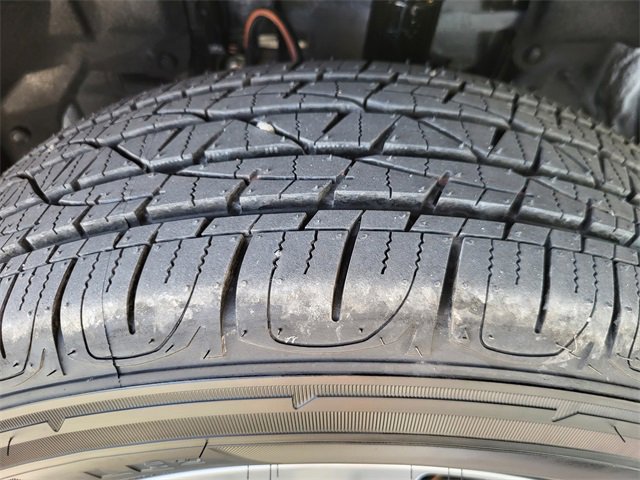 Used 2025 Toyota RAV4 XLE image 9